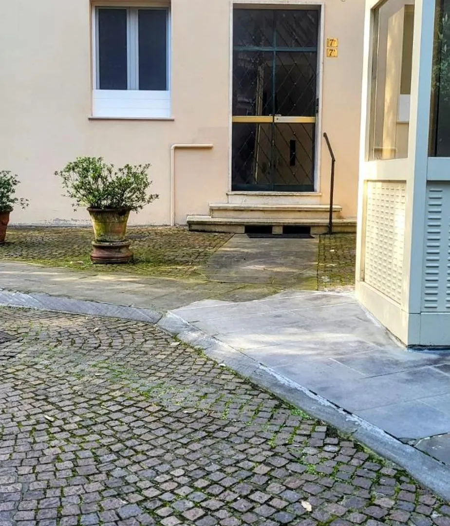 Dante'S Heaven Apartment Bologna 0*,  Italy